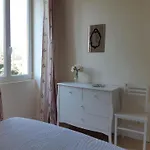 Spacious Family With Countryside Views Salviac