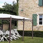 Spacious Family With Countryside Views *