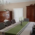Prázdninový dům Spacious Family With Countryside Views
