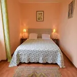 Spacious Family With Countryside Views 펜션