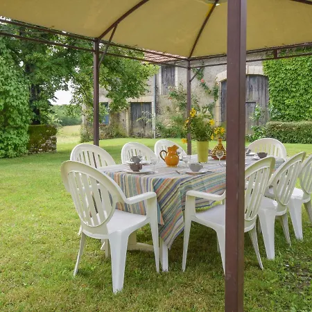 Feriehus Spacious Family Home With Countryside Views Salviac