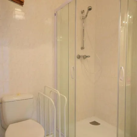 Spacious Family Home With Countryside Views