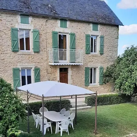 Spacious Family With Countryside Views Salviac