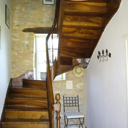 Hébergement de vacances Spacious Family With Countryside Views *