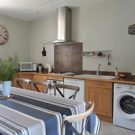 Feriehus Spacious Family With Countryside Views Salviac